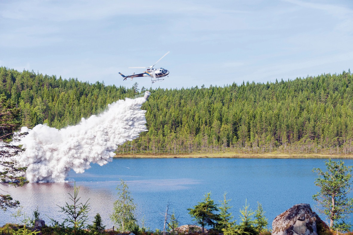 helikopter kalkar insjö